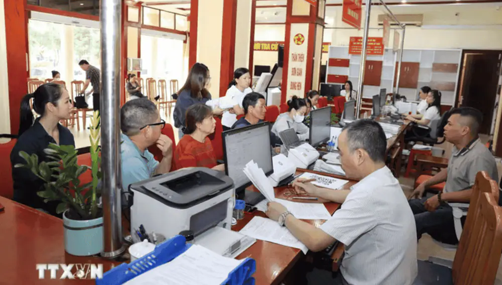 Theo tiến độ đề ra, các cơ quan, đơn vị, địa phương hoàn thành gửi dữ liệu ban đầu trước ngày 10/11/2026; hoàn thành xác định nhu cầu nhân lực, phương án bố trí, cơ cấu lại đội ngũ và phương án biên chế giai đoạn 2027-2031 trước ngày 20/11/2026 - Ảnh: TTXVN