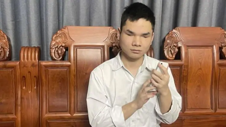 Khi điện thoại biết kể lại những gì nó thấy