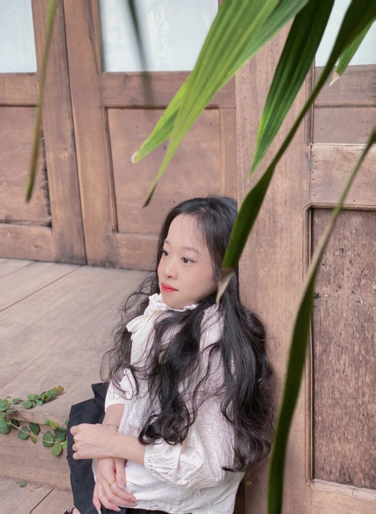 Thùy Linh 4