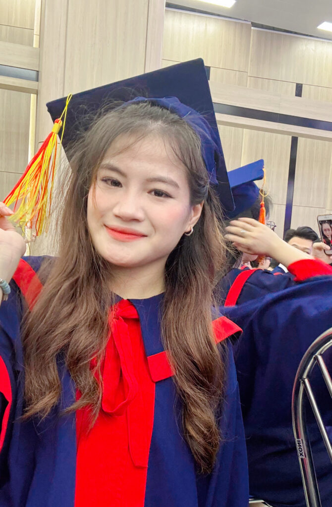 Bùi Huyền Trang