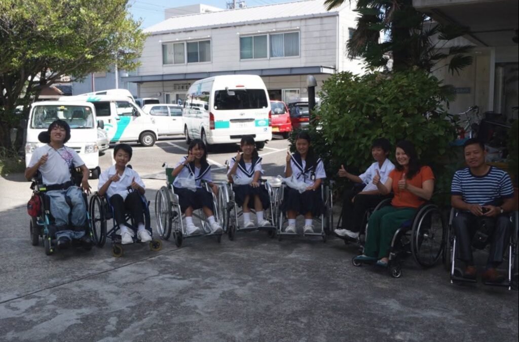 Tôi tham gia một ngày học bắt buộc (trải nghiệm cùng người khuyết tật) của học sinh tiểu học Nhật Bản tháng 11 năm 2012, Nagoya, Nhật Bản